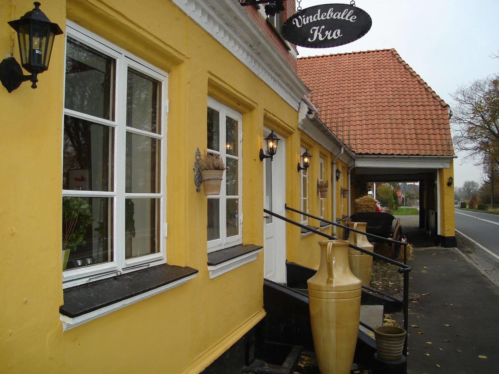 Vindeballe Kro Aeroskobing Exterior photo